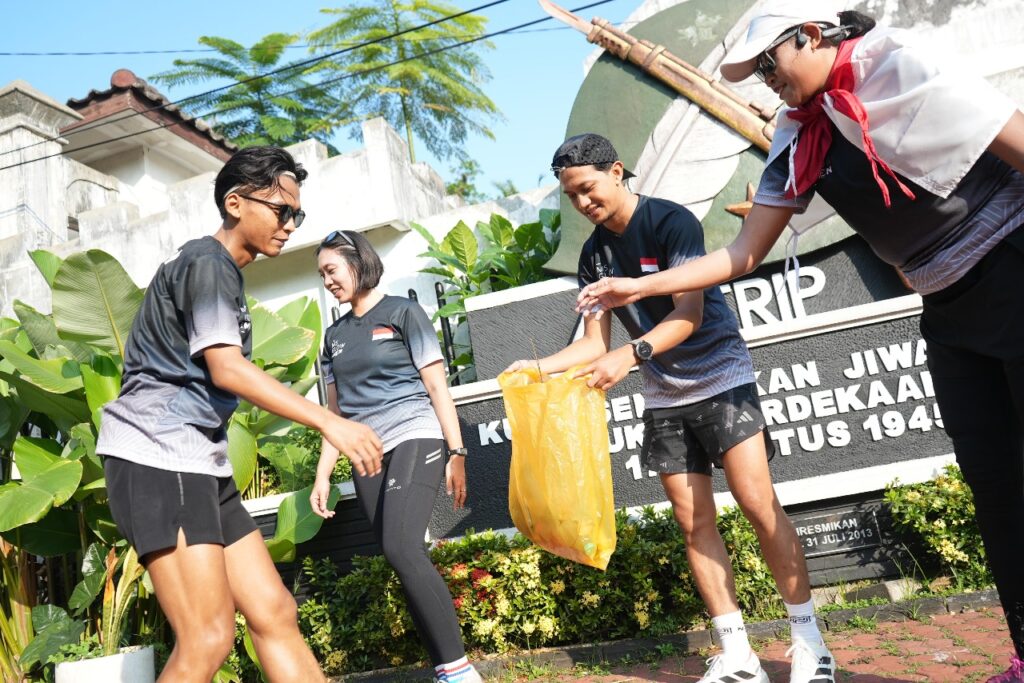 Maknai Kemerdekaan Lewat Aksi Nyata, MS Glow For Men Gelar Jejak Merdeka: Lari 17 KM dan Ploging di 8 Kota 1 WhatsApp Image 2025 08 18 at 11.40.04 1
