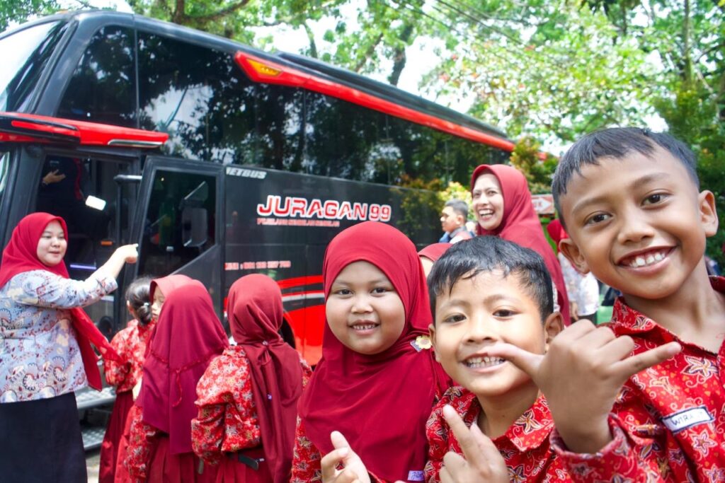 e01cb6b4 d03f 4030 9b70 d3d99473f585