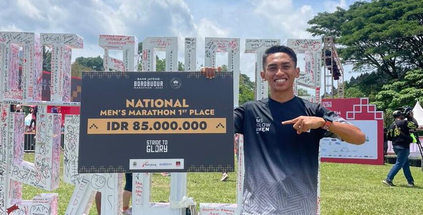 Pelari MS Glow For Men Running Community Mendominasi Podium di Borobudur Marathon 2025! 2 WhatsApp Image 2025 11 20 at 17.56.23 e1764571172118